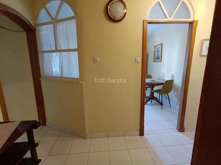 De inchiriat ap 3 camere- Bdul Pandurilor