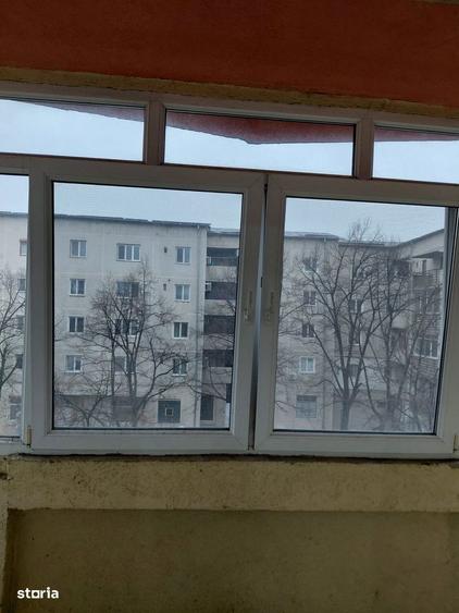 Apartament decomandat 3 camere Zona Hotel Traian - 2