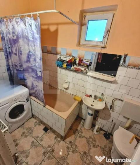 Casa de vanzare cu 3 camere aproape de Baile Sarate - Oc - 1