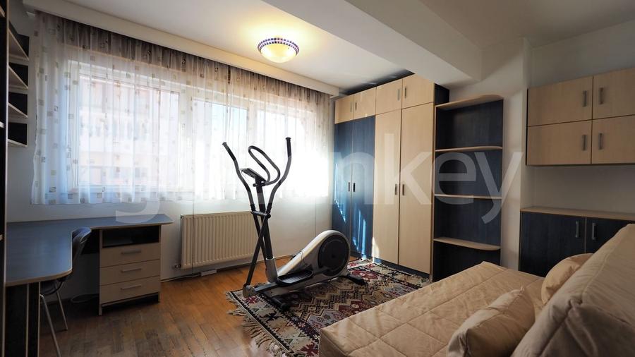 Apartament spatios cu 4 camere | garaj si boxa - 15