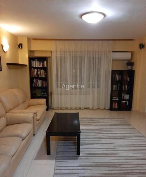 Apartament 3 camere, Metrou Pia?a Muncii