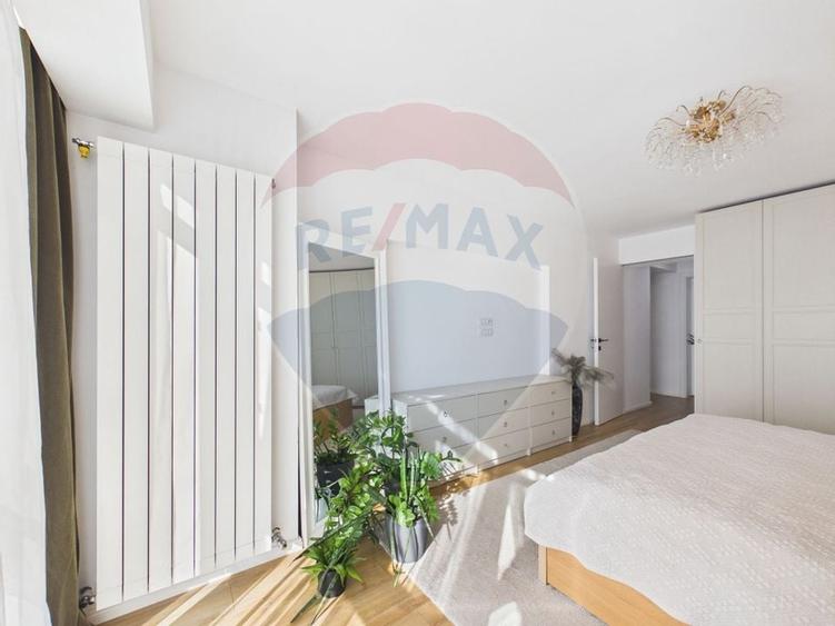 Apartament de vanzare, 3 camere ultra finisat,  Bd. Unirii - Zepter - 25