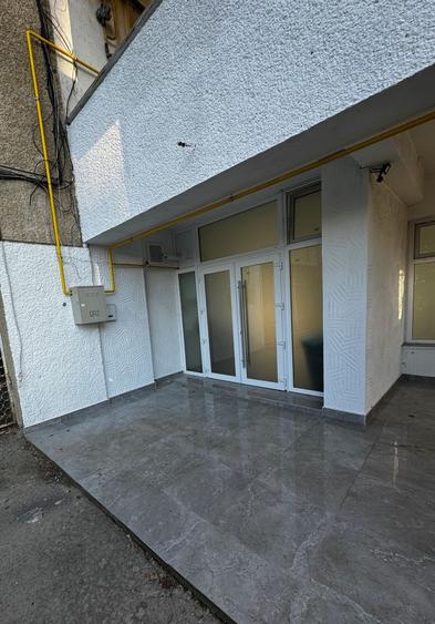 Spatiu clinica - 8 cabinete noi - 200mp, Centrul Civic Iasi - 11