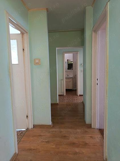 Vand apartament 3 camere decomandate - 10