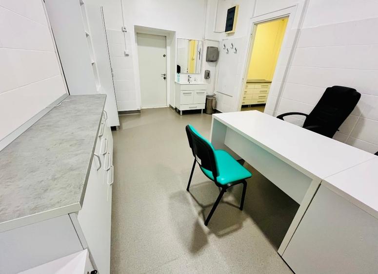 Ofer spre închiriere cabinet medical în centrul Aradului - 1