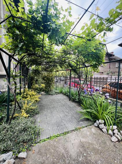 Apartament la casa cu curte proprie, parcare, Parcul Circului - 1