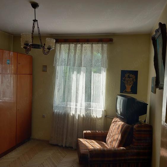 Apartament cu 2 camere decomandat în Ceair
