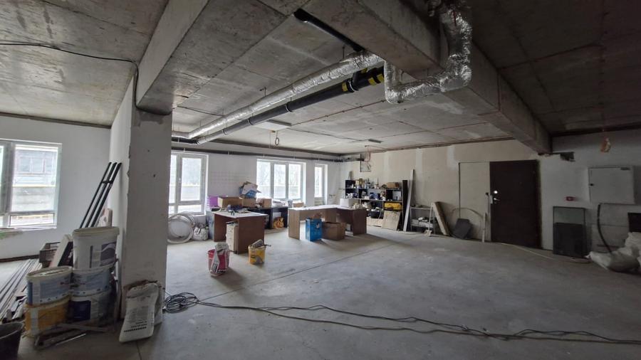 Spatiu comercial/birouri - Sos. Oltenitei  - 195 mp -bloc nou - centrala termica - 5