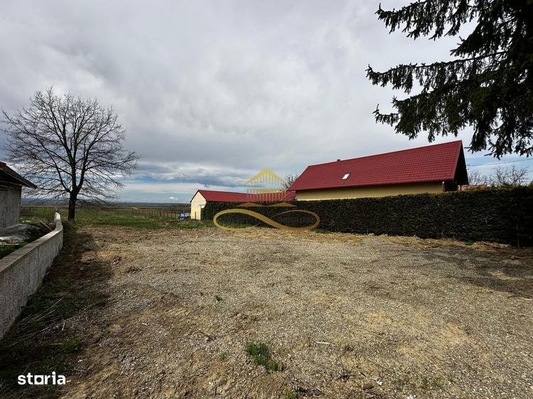 Teren intravilan 2800 mp de vanzare Prajesti (Traian) - Bacau - 2