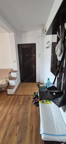 apartament 2 camere transformat in 3 camere, zona Biserica Noua, decomandat, etaj 3 - 10