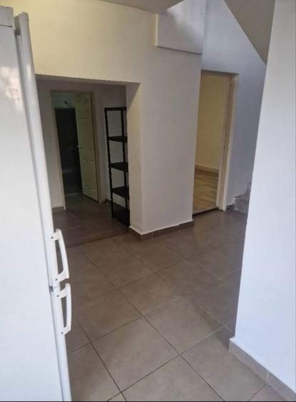 Casa la curte zona prelungirea de inchiriat doua apartamente - 5