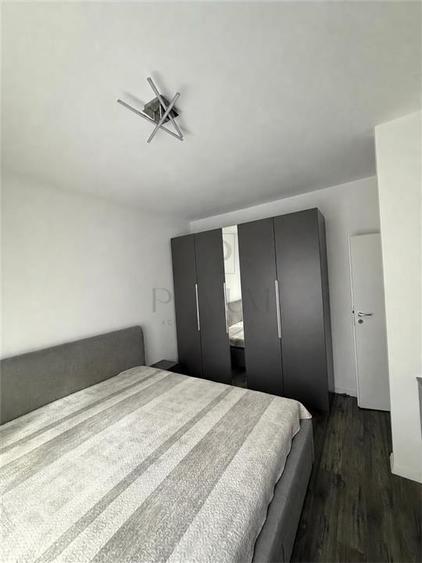 Apartament cu 2 camere semidecomandat, mobilat în Giroc