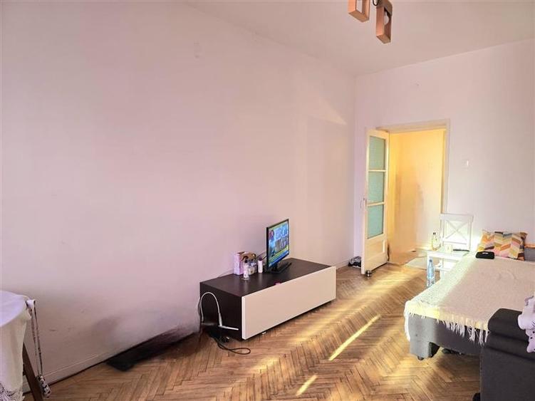 AP.2 CAM.DECOM, ET.2/3 BOXA BLOC RUSESC BUCURESTII NOI METROU BAZILESCU - 11