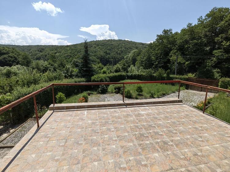 Casa/Vilă  aproape de pădure Vâlcele + 1235 m² teren 160.000 EURO - 19