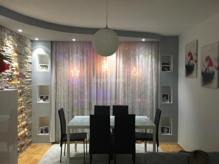 Apartament 4 camere mobilat decomandat  etaj 1 cu centrală proprie