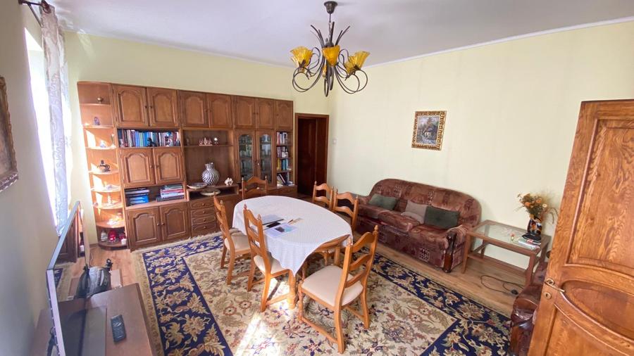 Apartament spațios în Centrul Istoric – priveliște spre Tâmpa - 3