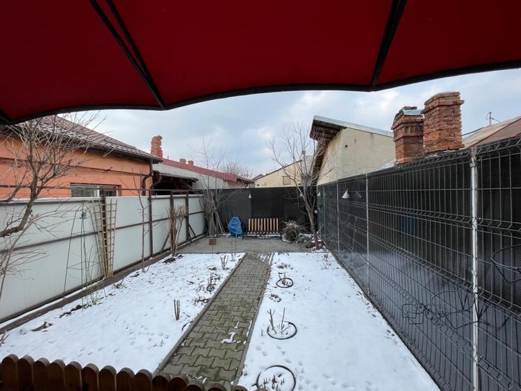 Vila D+P+E+M utilata si mobilata in zona semicentrala cu 6 camere si 191mp utili - 2