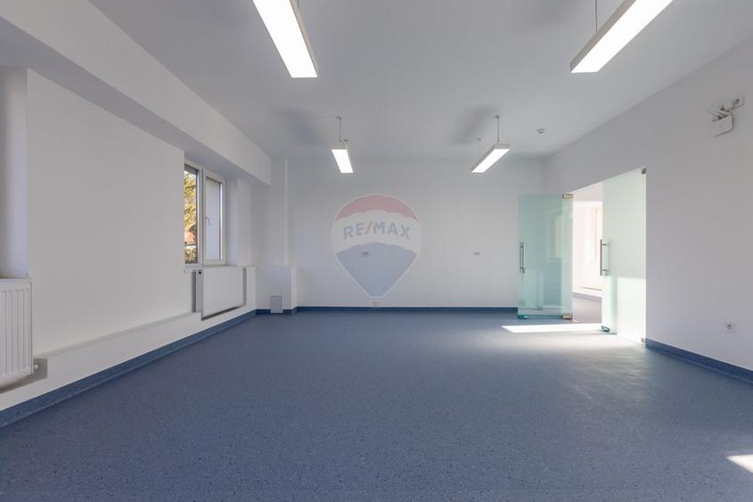 CLINICA  MEDICALA DE INCHIRIAT TARGU OCNA - 8