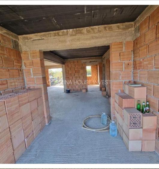 Casa la rosu parter +1E An constructie 2025 - 5