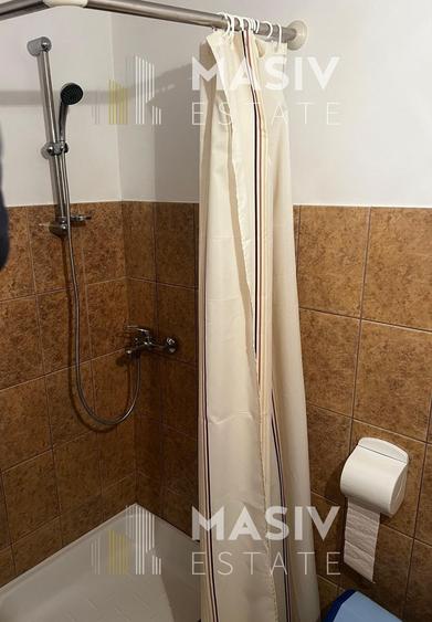 Casă spațioasă de vânzare în Azuga – 9 camere, 6 băi, vedere la Munții Bucegi - 12