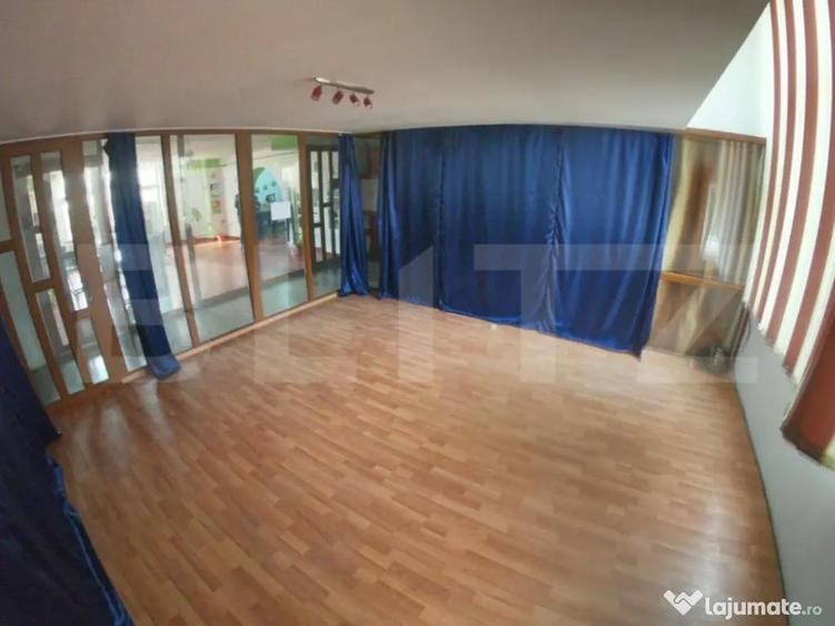 Spa?iu birouri 32 mp, ultracentral, etaj 1 Deva, dispon - 1