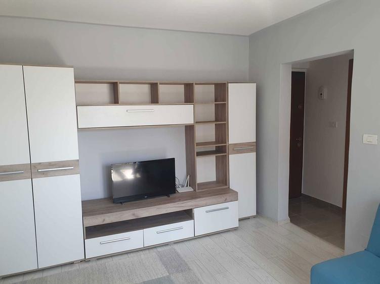 Inchiriez garsoniera zona Piata Mica - 4