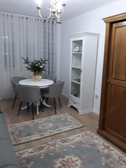 De vanzare apartament cu 2 camere in Stei - 4