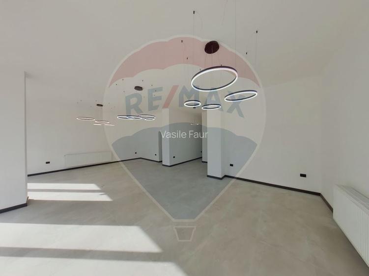 Spatiu comercial de 102mp de inchiriat in Sighetu Marmatiei