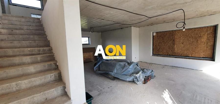 Casa semifinisata, 4 camere, 650 mp teren, Ampoi 3 - 4