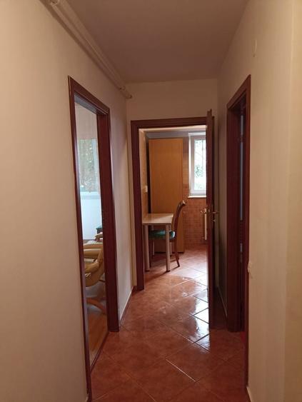 Inchiriez apartament cu o camera (garsoniera) in Obcini Suceava - 3