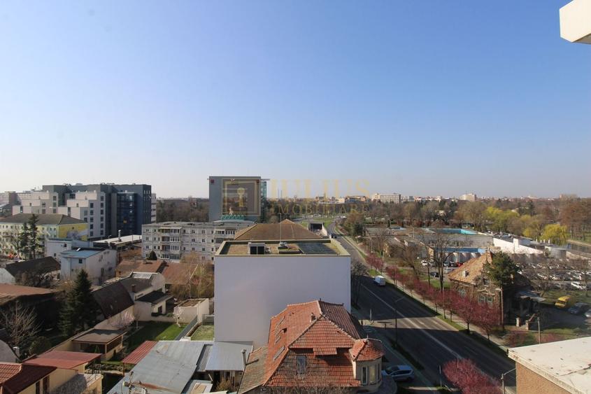 Corneliu Copusul, o camera, centrala proprie. - 10