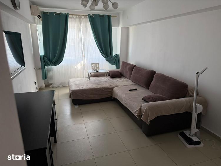 Apartament cu 3 camere în Vitan