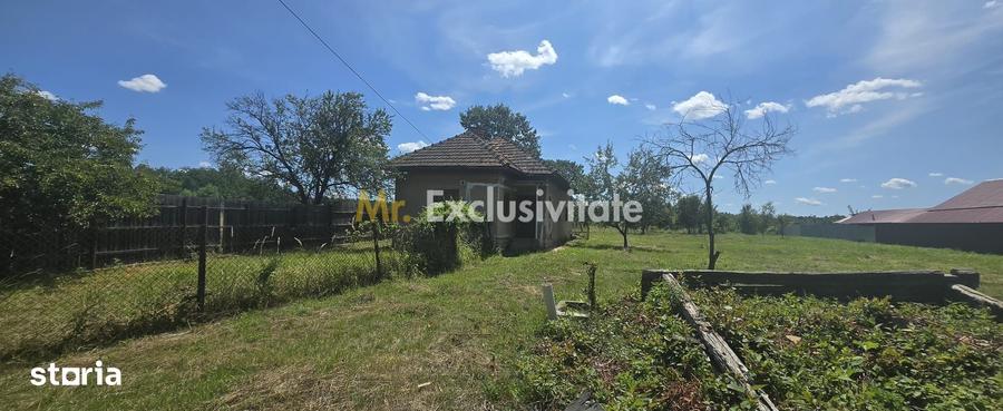 Casă cu 3 camere cu Teren 924 Mp în Scoarța