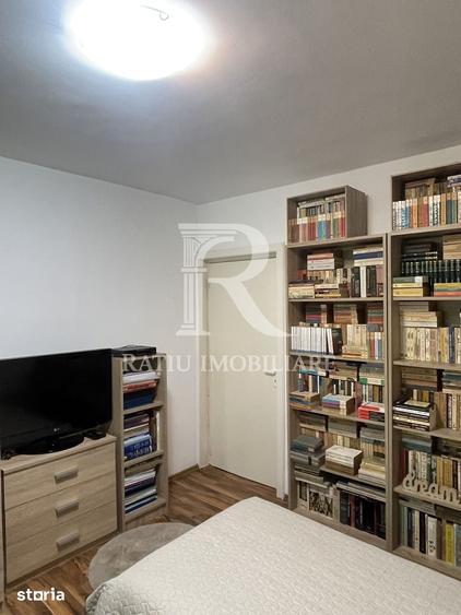 Apartament cu 3 camere decomandat în Dacia
