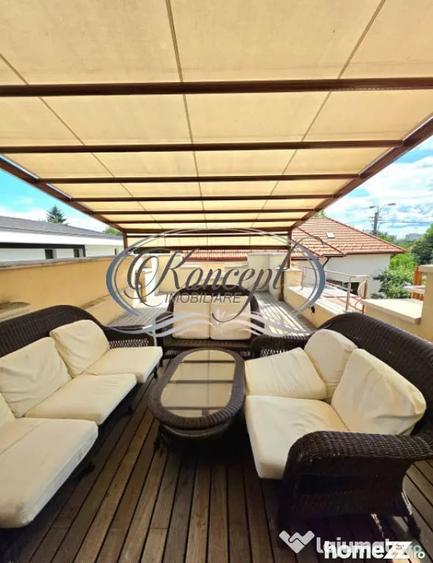 Casă cu 5 camere cu Teren 350 Mp în Central