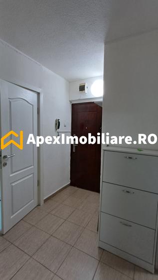 Apartament cu 2 camere decomandat, mobilat în Cantemir