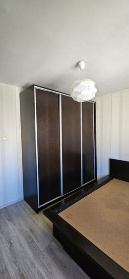 Apartament cu 3 camere decomandat, mobilat în Gorjului