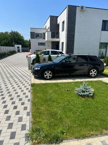 Casă individuală cu 5 camere cu Teren 320 Mp în Central