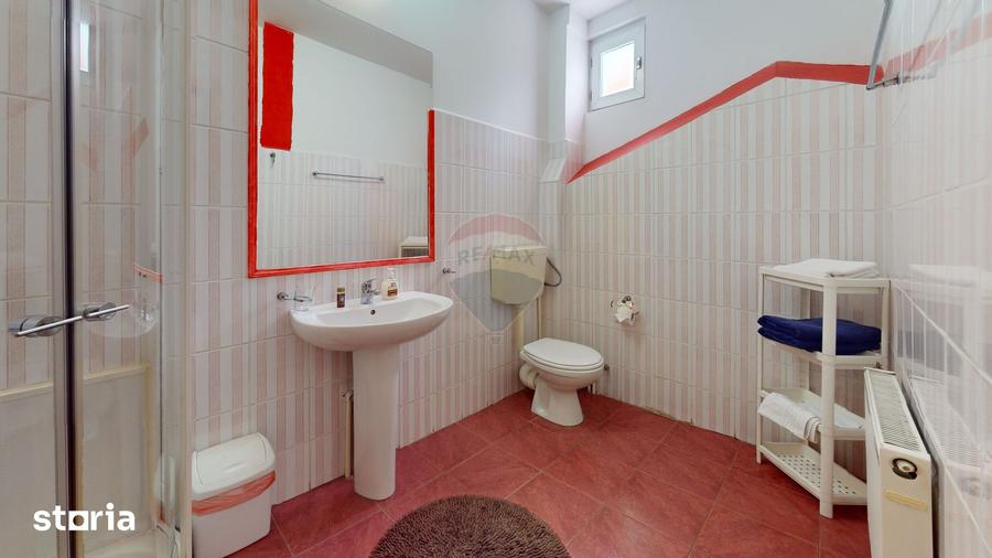 Casă cu Teren 521 Mp în Central