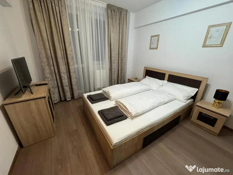 Apartament cu 2 camere decomandat, mobilat în Ultracentral