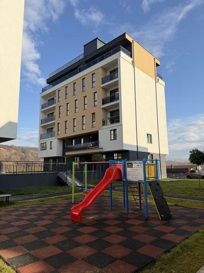 Apartament cu 2 camere decomandat în Florești