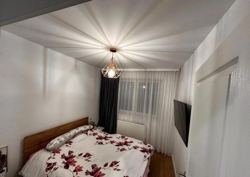 Apartament cu 2 Camere Decomandate Etaj 1 - Zona Burdujeni - 4