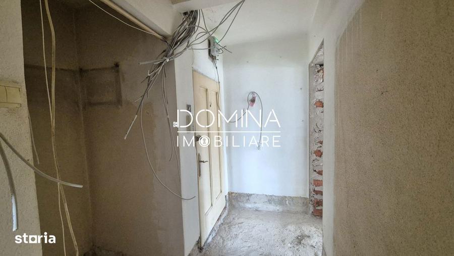 Vanzare apartament 3 camere, str. Nicolae Balcescu - zona centrala - 3