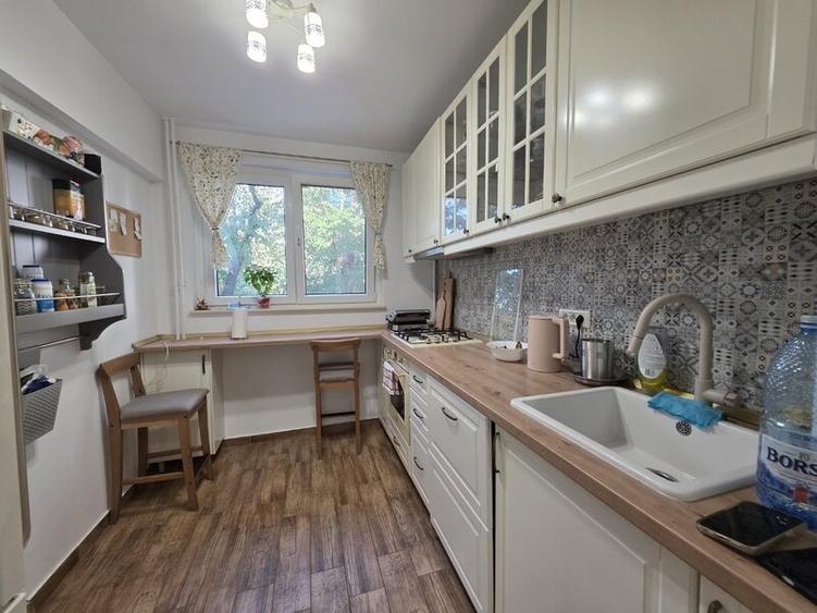 10 minute metrou Titan-Barajul Bicaz - 1