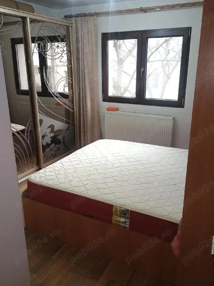 Inchiriez apartament 3 camere str Tolstoi - 1