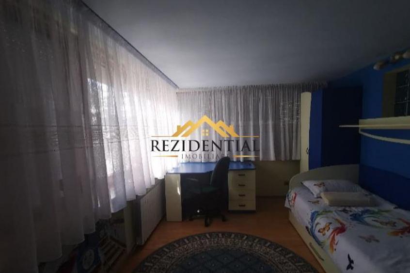 APARTAMENT 4 CAMERE - 5