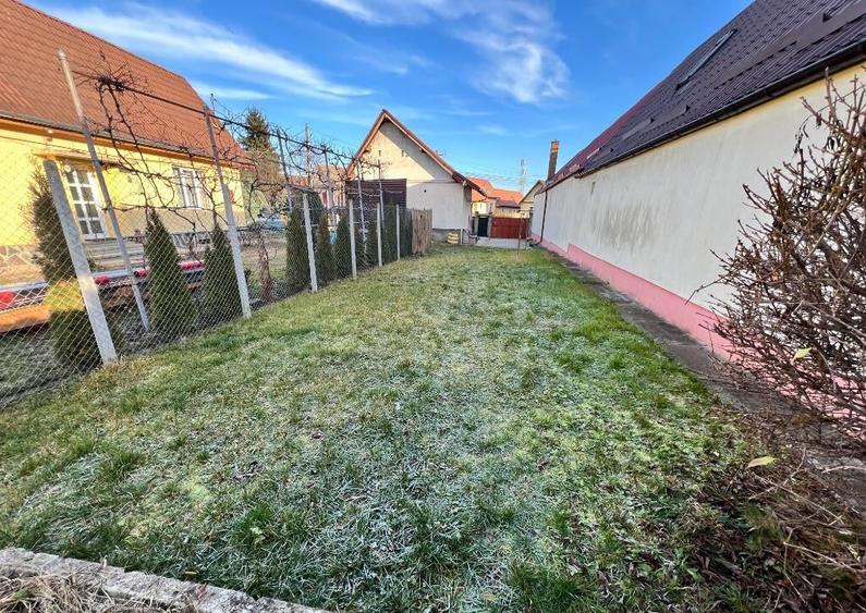 Casa individuala, pe un singur nivel,teren de 667 mp,zona Turnisor - 9