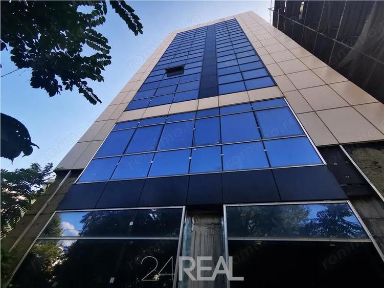 Cladire de vanzare - pretabila clinica, hotel, birouri, rezidential - 2