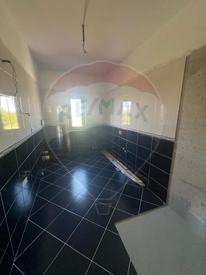 Casa / Vila 6 camere Rastoaca - 10