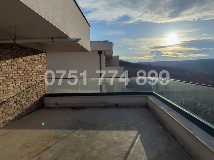 Penthouse cu terasă și rooftop panoramic 360° | Eugen Ionesco | View Cluj | PF - 8